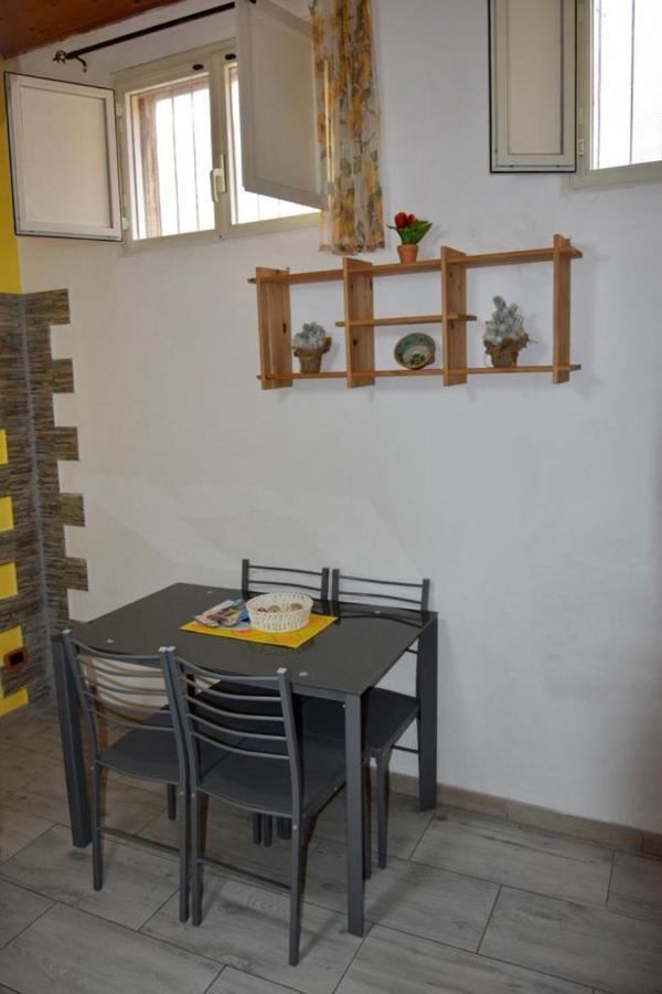 דירות סירקוזה Casa Timoleonte מראה חיצוני תמונה